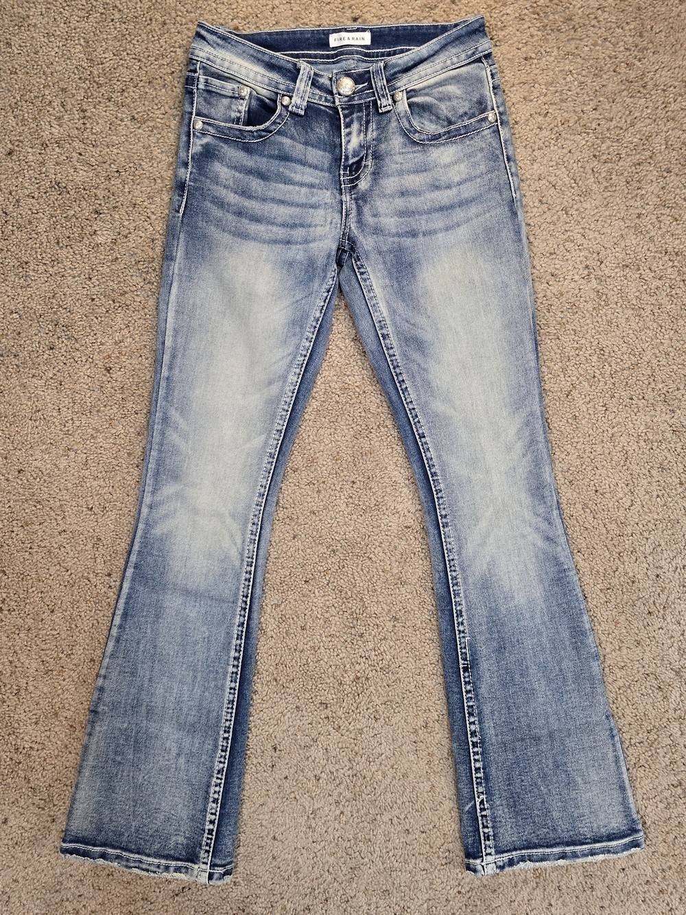 🔥🌧️ Fire & Rain Mid-Rise Bootcut Flare Jeans - Like-New (Size 3)